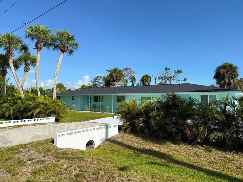 1BR Near Lemon Bay - Boat & Beach Getaway (8358)