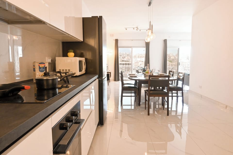 Kitchen and dining area
