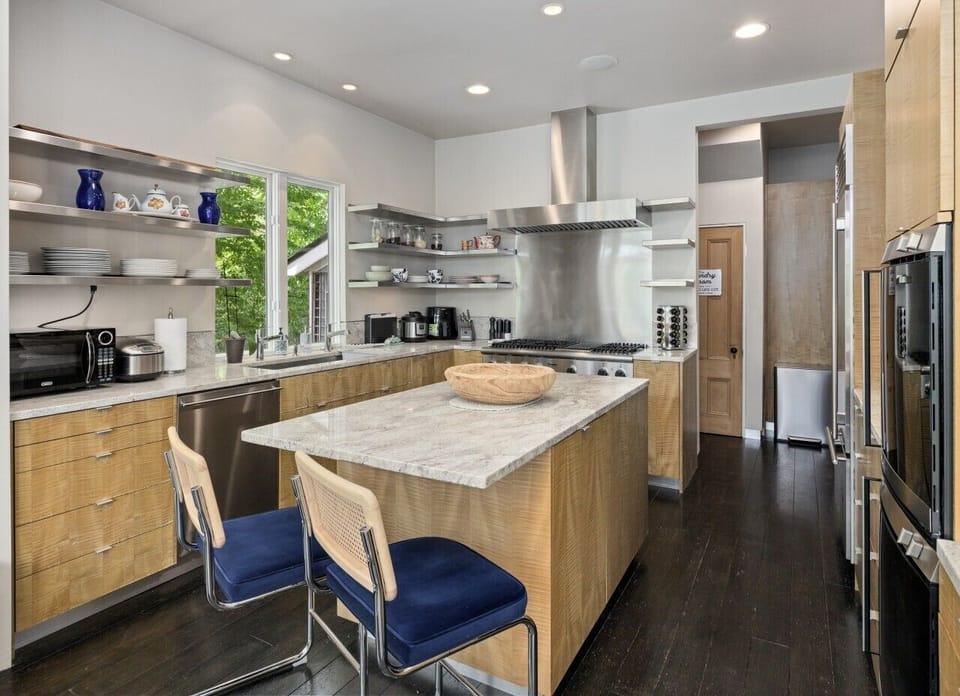 Chef`s kitchen