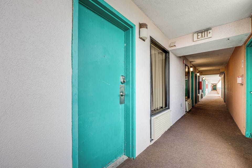 Private Entrance