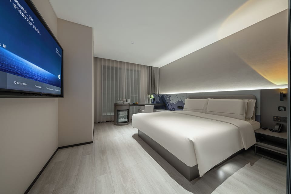 Basic Double Room | Desk, laptop workspace, iron/ironing board (on request), WiFi (free)