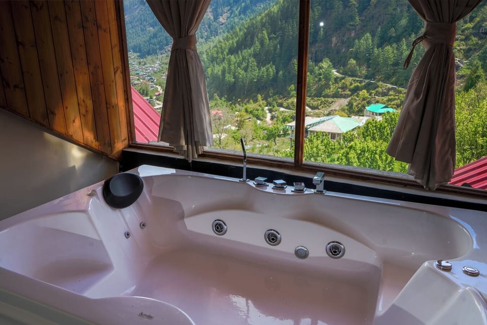 Towels, soap, shampoo, toilet paper