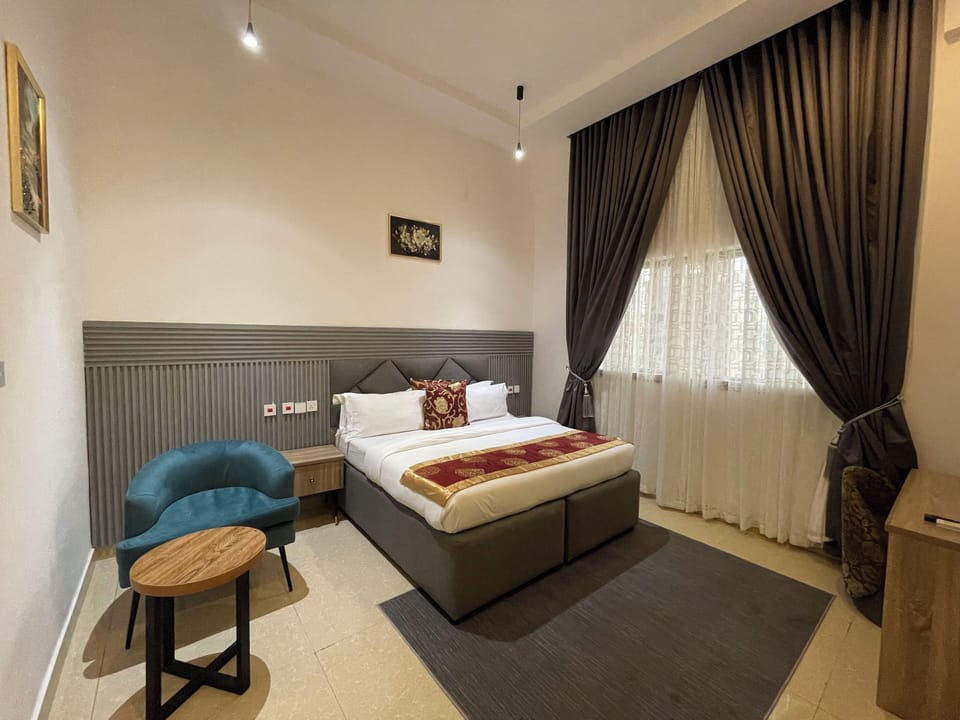 Superior Single Room, City View | Desk, laptop workspace, WiFi (free)