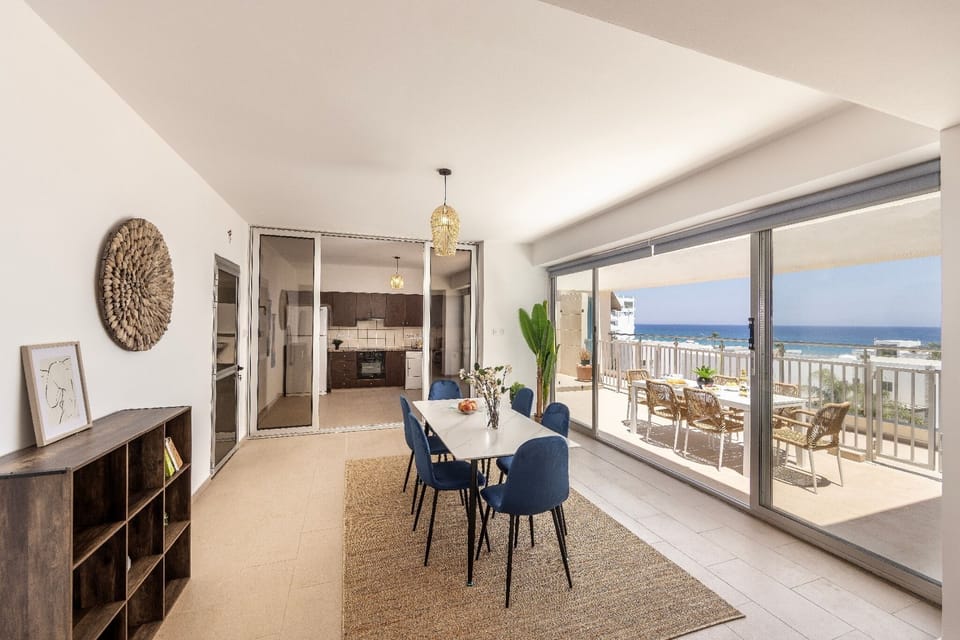 Dining Area with Ocean View