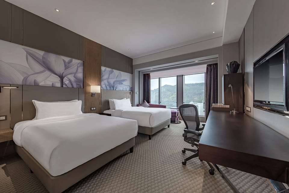 Double or Twin Room, Non Smoking, City View | Blackout drapes, iron/ironing board