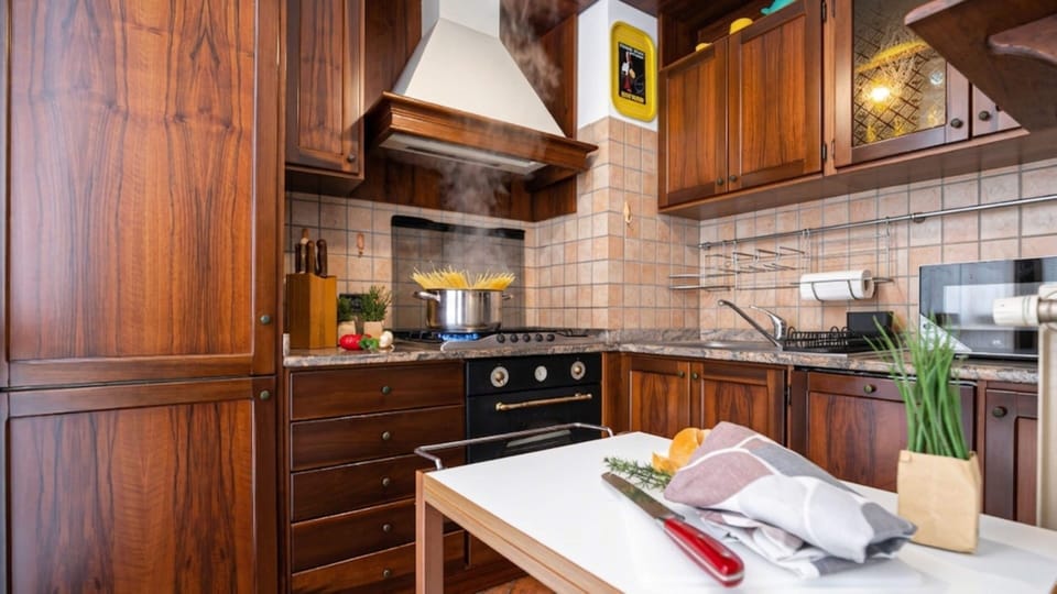 Apartment (1 Bedroom) | Interior