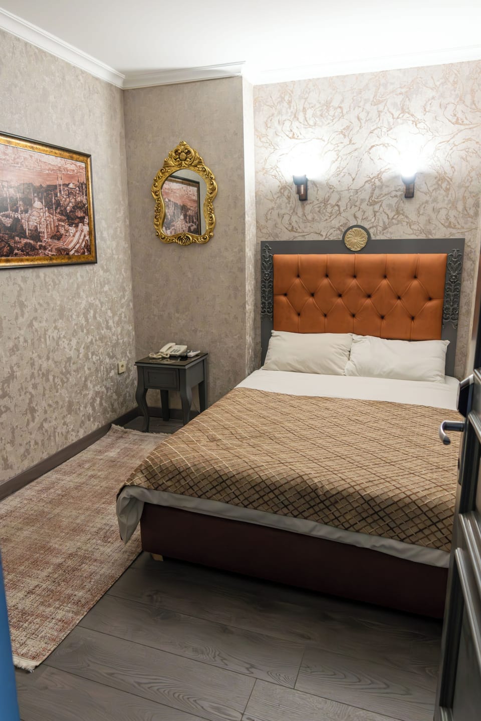 Basic Double Room, City View | WiFi (free)