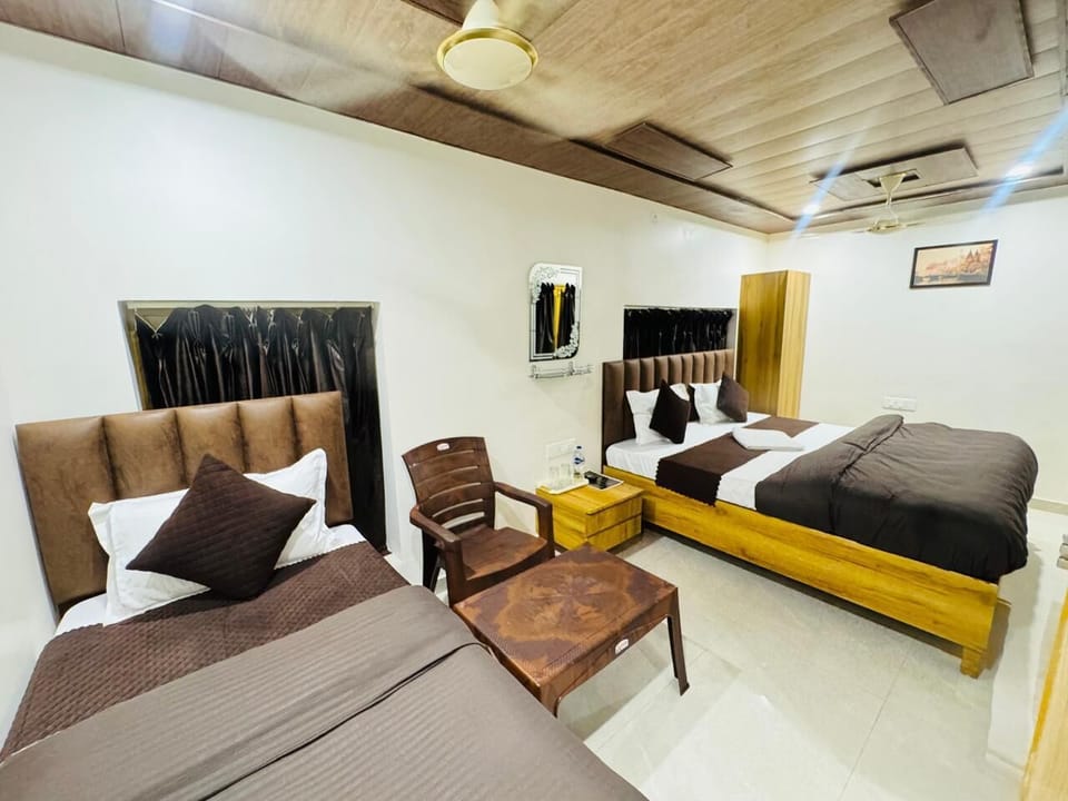 Standard Triple Room | Free WiFi