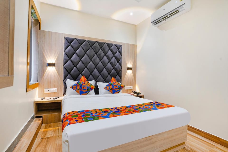 Deluxe Double Room | Desk, laptop workspace, free WiFi