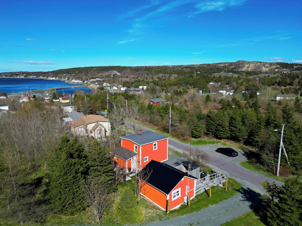 Enjoy a peaceful stay surrounded by nature and ocean air