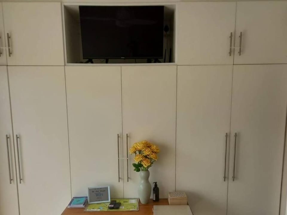 Standard Double Room, Patio, Courtyard View | Iron/ironing board, free WiFi