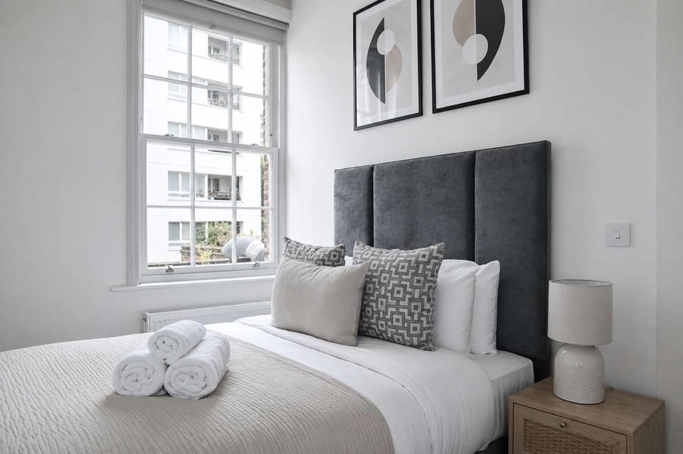 All bedding and linens are provided and you'll find the bed made on arrival