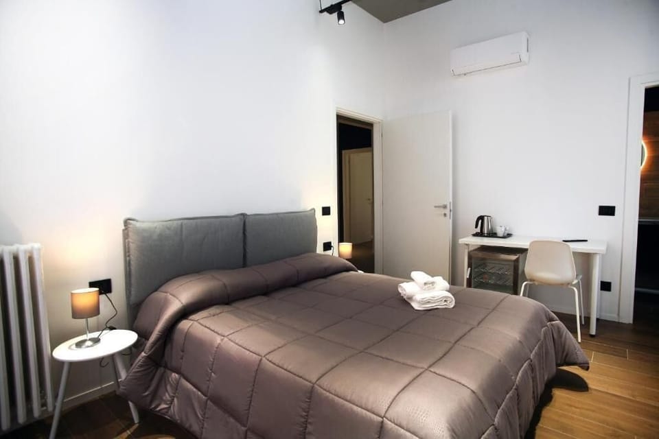 Double Room | Iron/ironing board, free WiFi