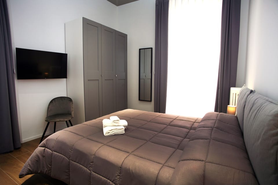 Double Room | Iron/ironing board, free WiFi