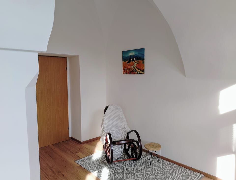 Standard Condo, Hill View | Interior