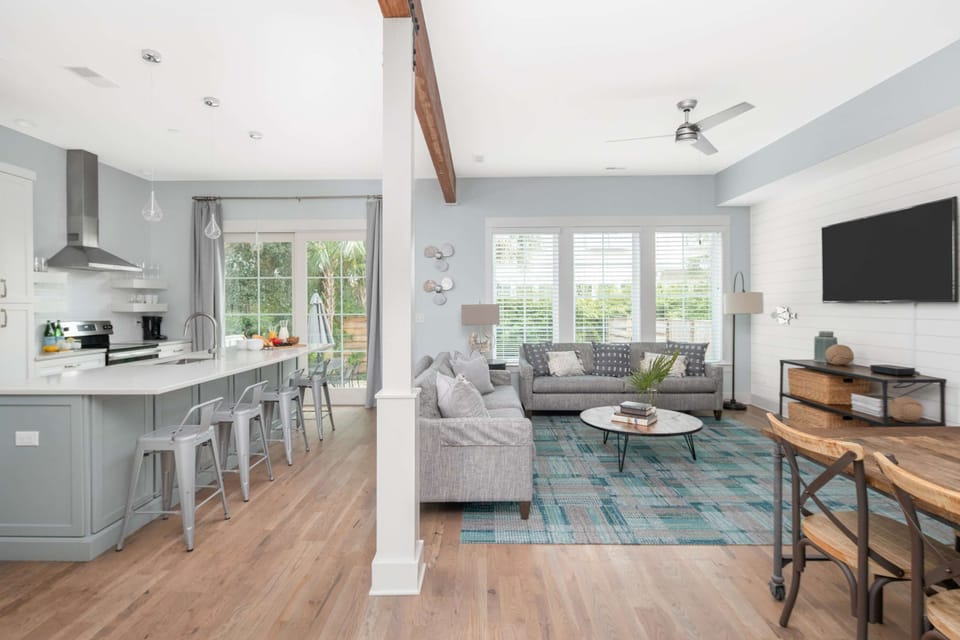 Drift Villa | One of Four Private Pool Villas in The Current Collection on Folly Beach