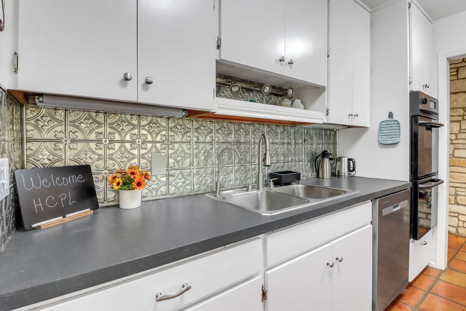 Ample countertop space