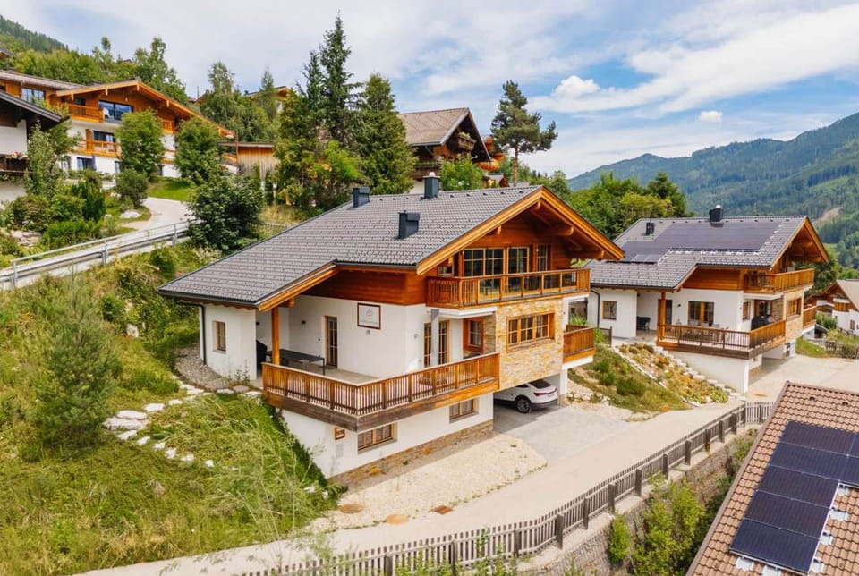 House | 4 bedrooms, Internet