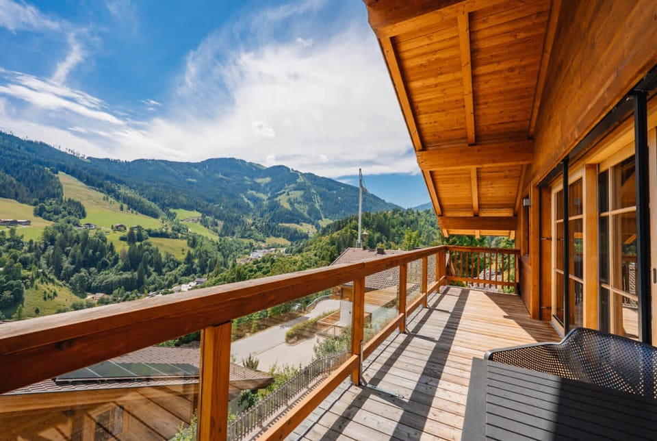 House | 4 bedrooms, Internet