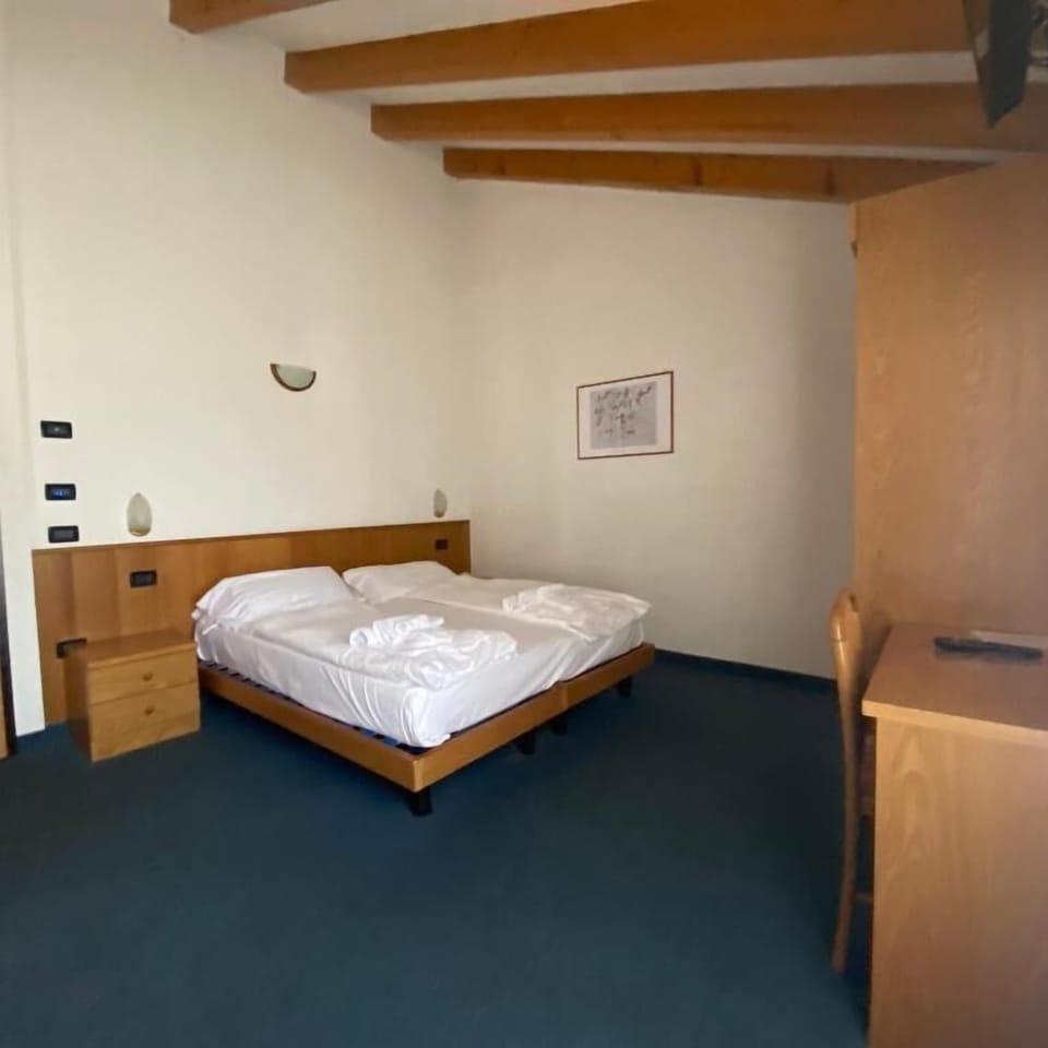 Standard Triple Room, Balcony, Mountain View | Desk, laptop workspace, WiFi (free)
