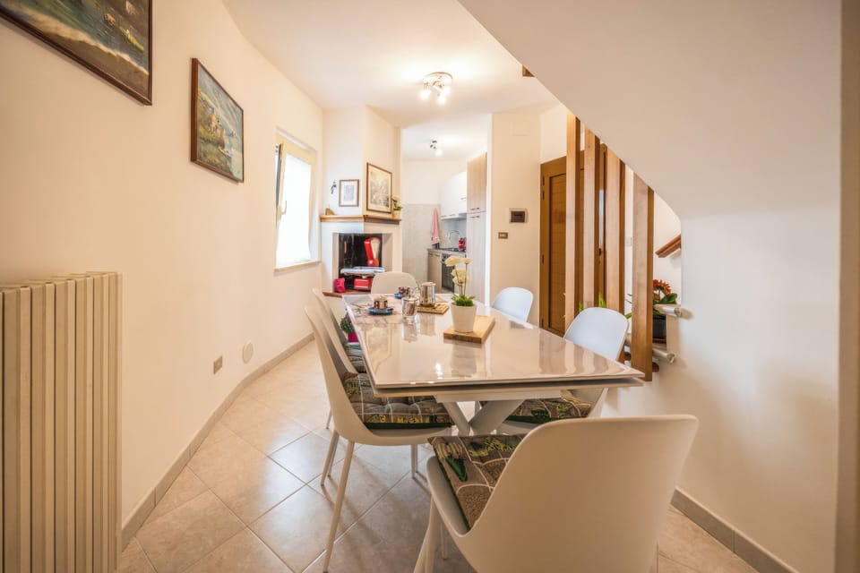 House, Mountain View | Dining
