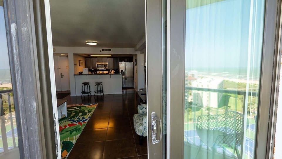 Apartment, 2 Bedrooms | Interior