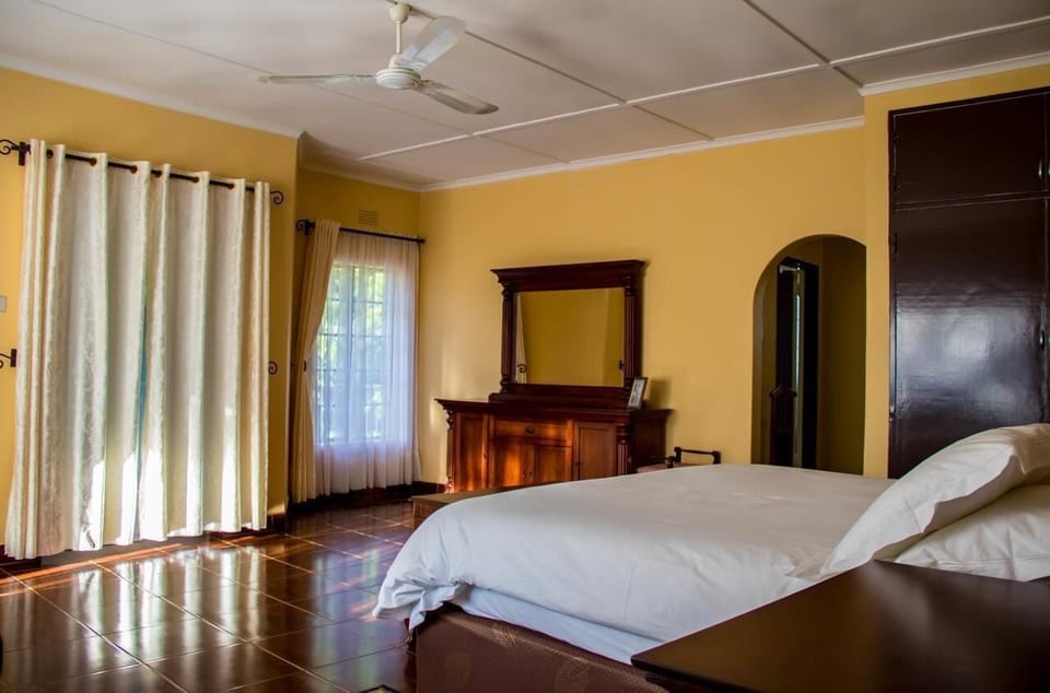 Classic Double Room, Garden View | Iron/ironing board, WiFi (free)
