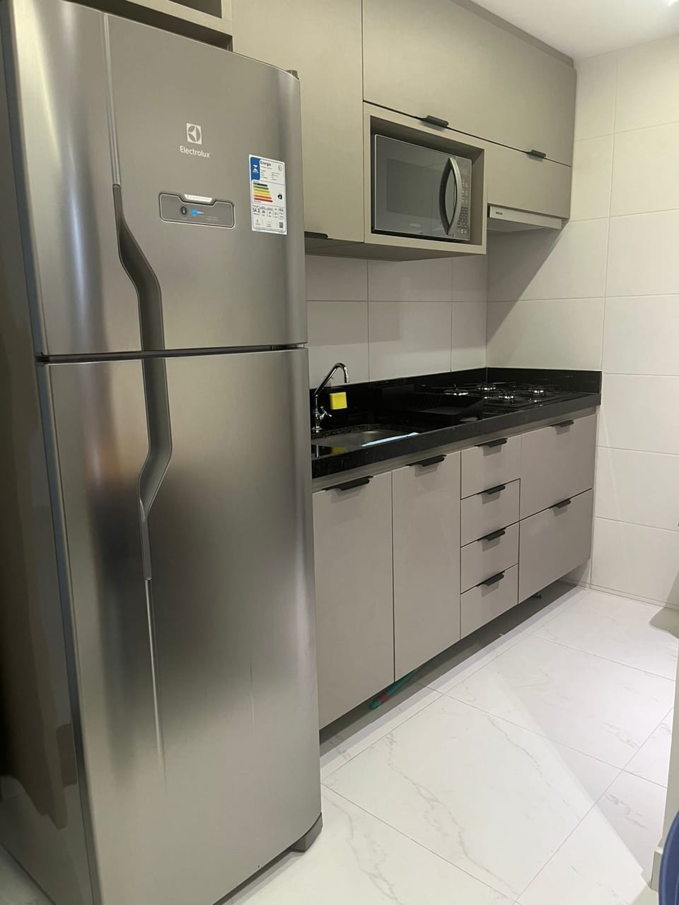 Comfort Triple Room, Ocean View | Private kitchen
