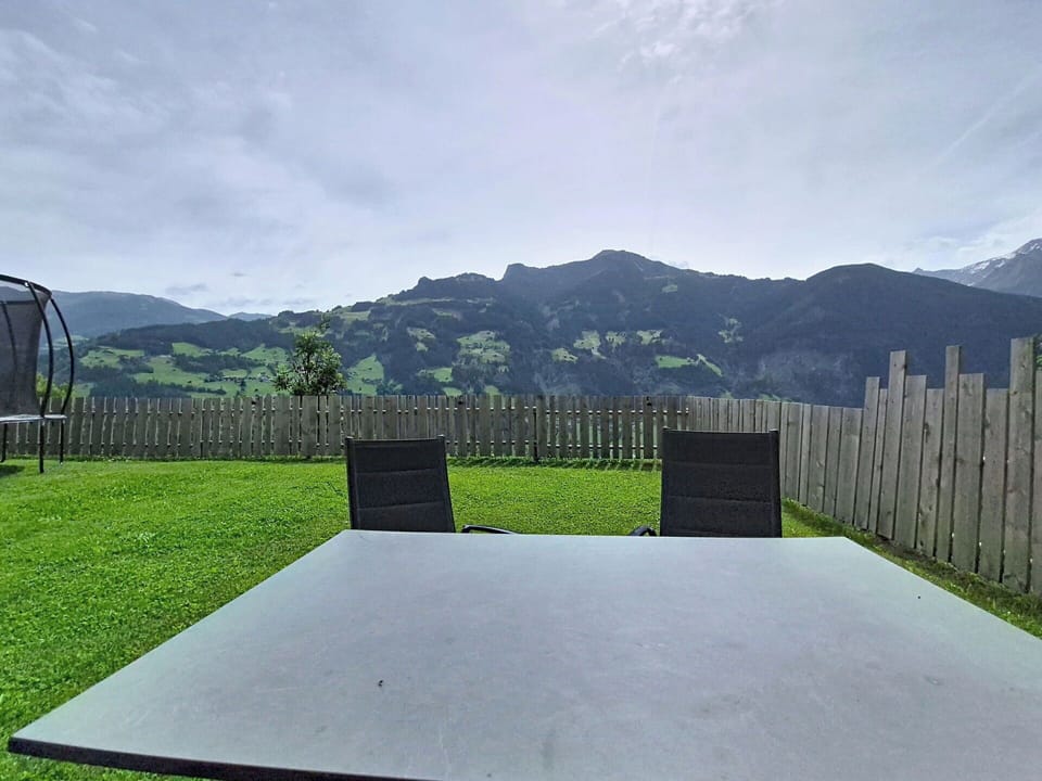 Mountainous Landforms, Hill, Mountain, Mountain Range, Highland, Hill Station, Ridge, Valley, Outdoor Furniture, Alps