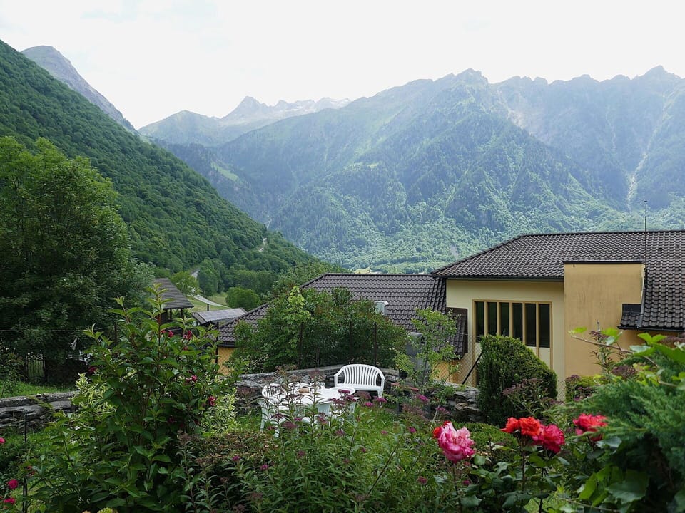 Resort, Hotel, Resort Town