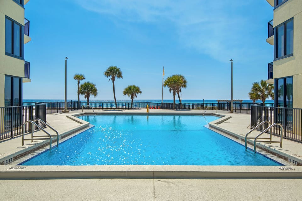 Sunbird Gulf Front Pool