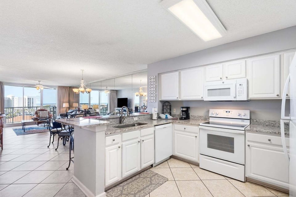 Indoors, Kitchen, Floor, Appliance, Microwave