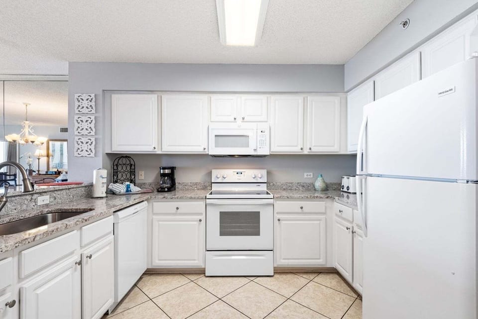 Indoors, Kitchen, Appliance, Microwave, Oven