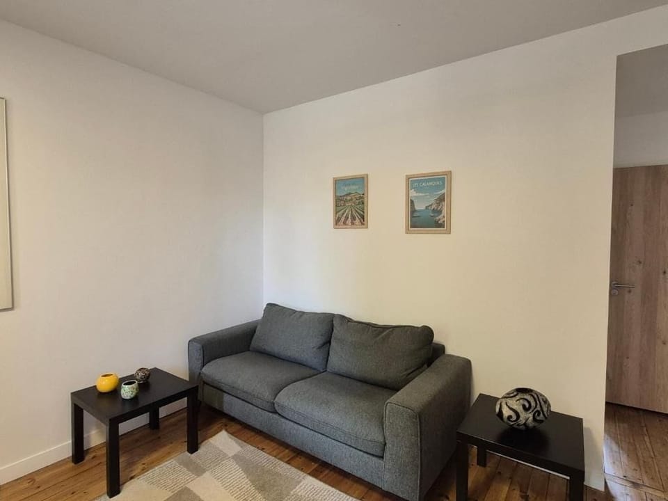 Junior Suite, Harbor View | Living area
