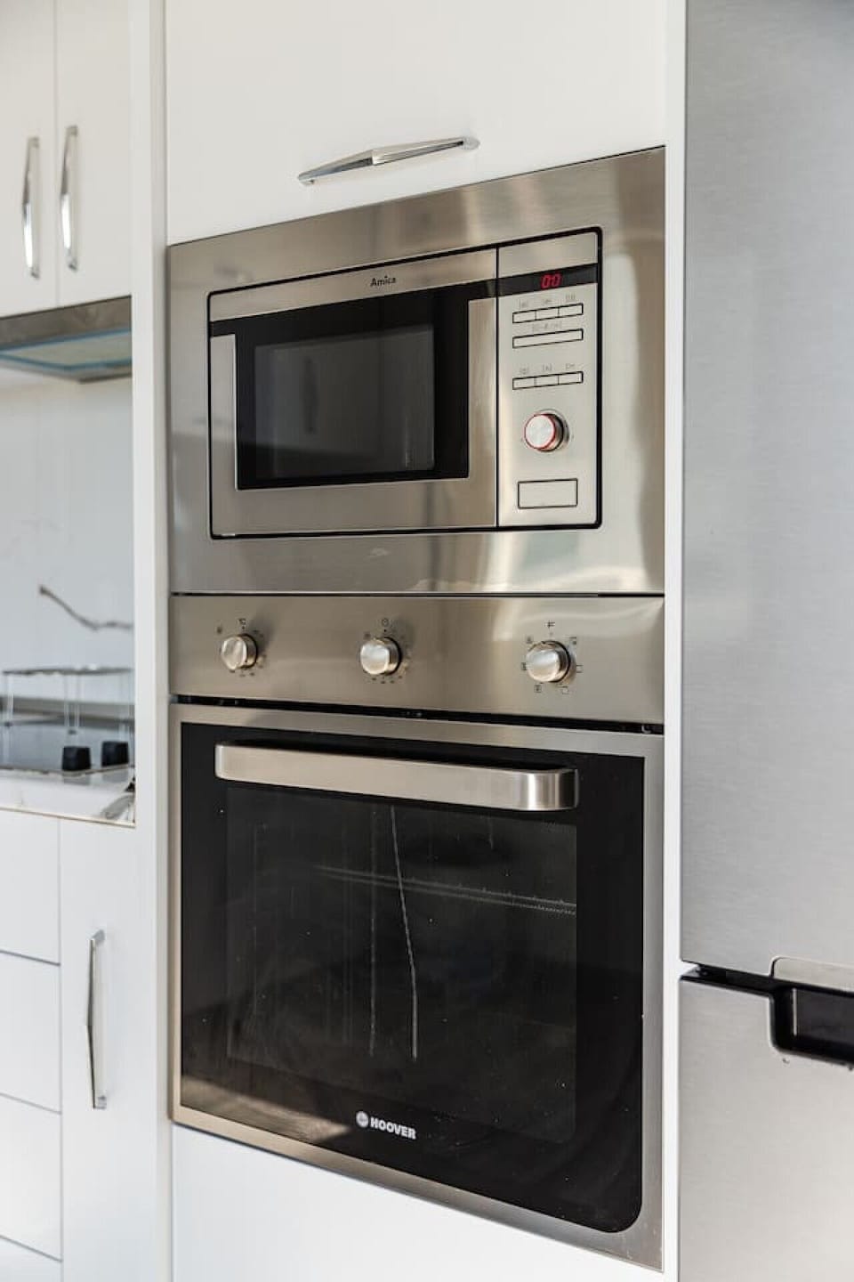 Fully-equipped kitchen details