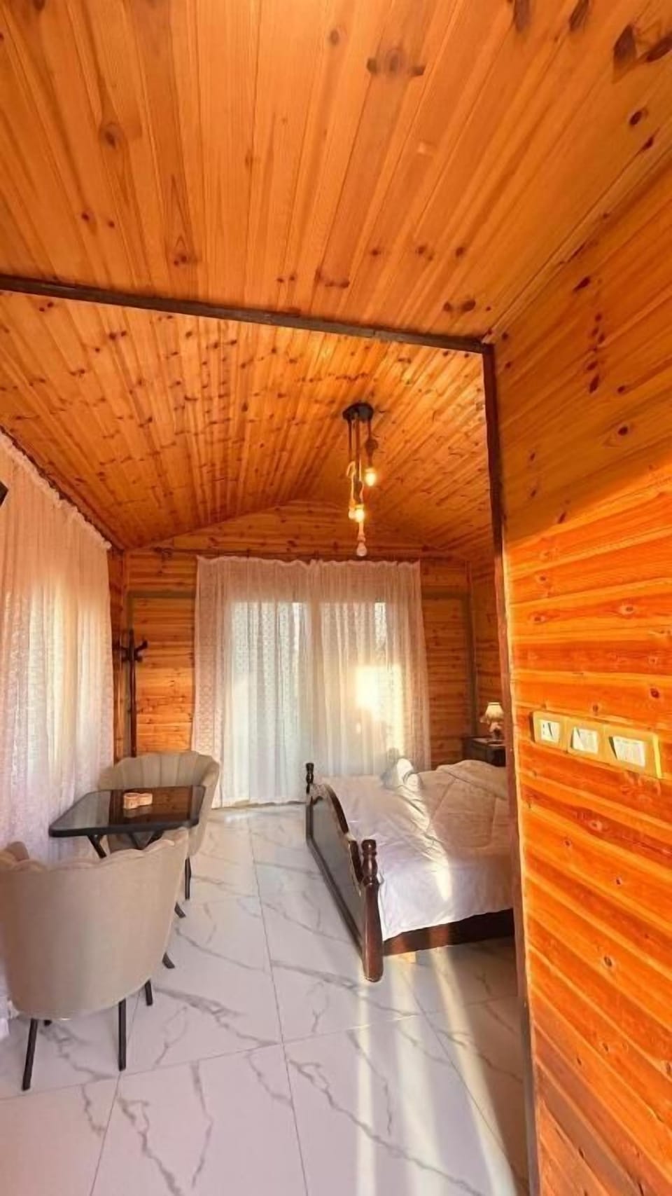 Classic Double Room, Balcony, Mountain View | Interior