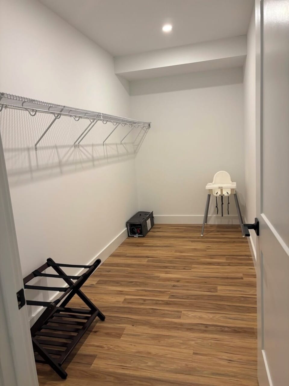 Closet in bedroom 1