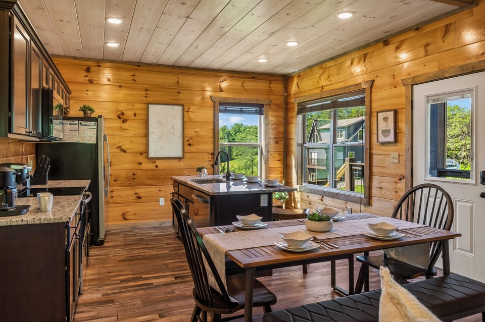 Dining area with seating for 8