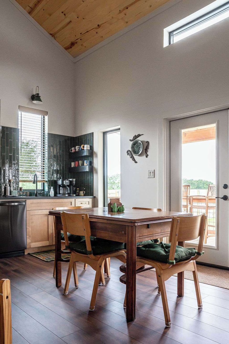 Dining area adjacent to the kitchen