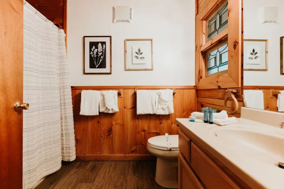 Bathroom 1- En Suite