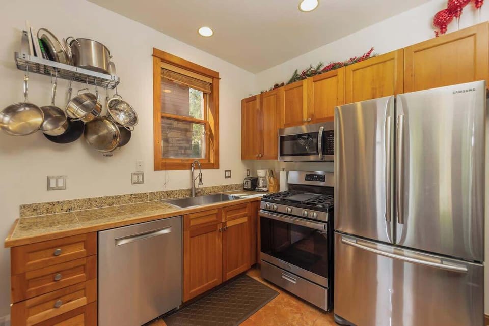Fully equipped kitchen