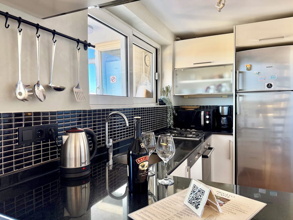Apartment, Sea View | Private kitchen