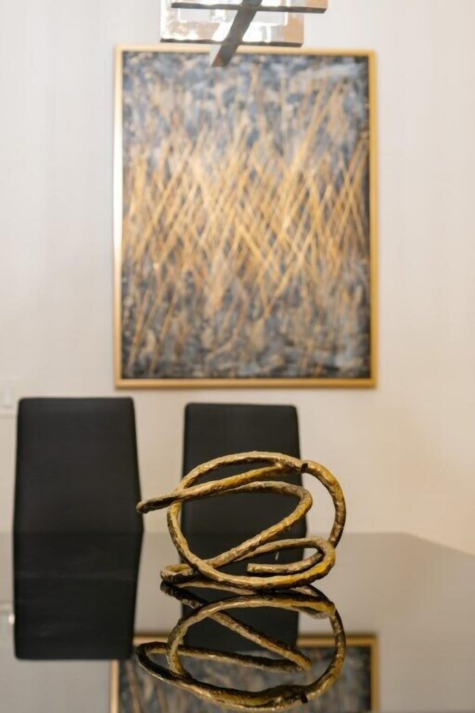 Dining area image 2