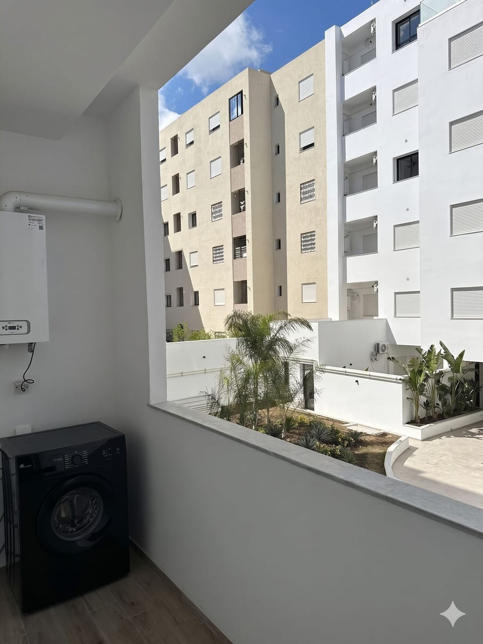 Deluxe Apartment, Courtyard View | Property grounds