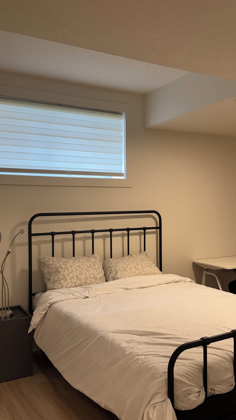 Queen Bed