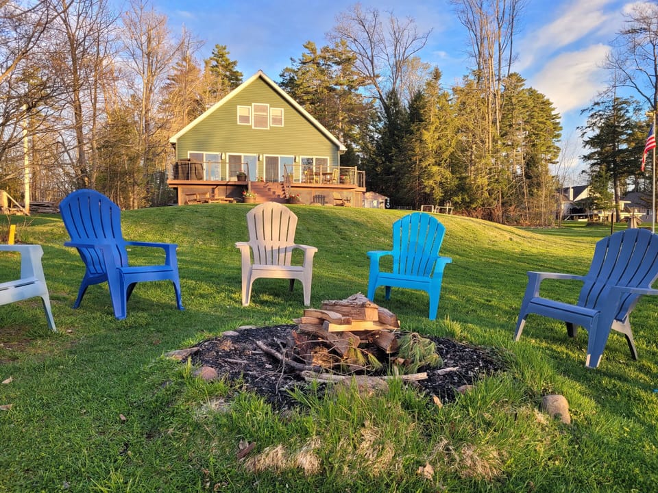 Come enjoy the spacious yard, sit around the fire-pit and roast s'mores together!