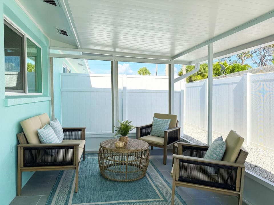 2BR Coastal Retreat Near Beach & Boat Launch (8393)
