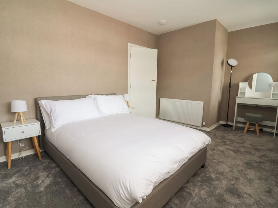 3 bedrooms, WiFi (free), individually decorated, individually furnished