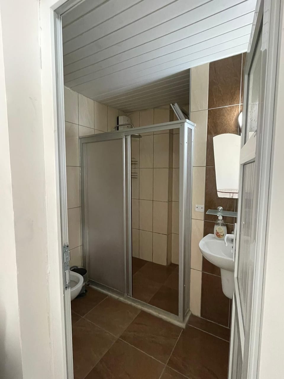 Comfort Apartment, Balcony, City View | Bathroom | Shower, hair dryer, towels, soap
