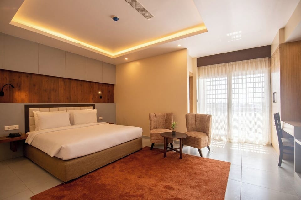Luxury Double Room | Desk, laptop workspace, soundproofing, free WiFi